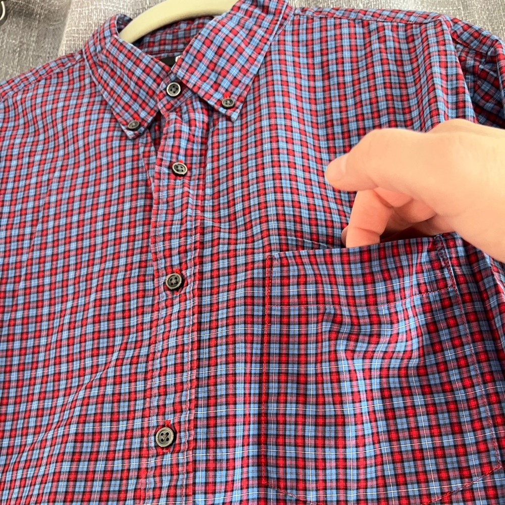 Uniqlo - Men’s red & blue plaid long sleeve button down shirt - size Large - Picture 4 of 12